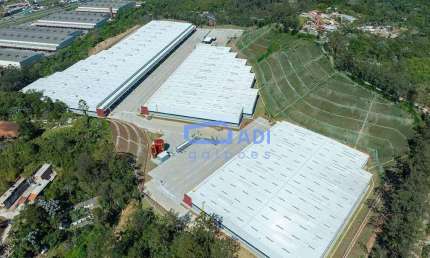 Galpão Logístico para Locação - 29.636 m² - Rod. Regis Bittencourt - Embu das Artes - SP