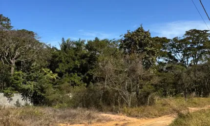Lote na avenida do sol, 300mts, em condomínio fechado no jardim botânico