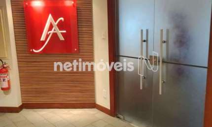 Sala comercial com 5 salas para alugar na Rua Lucaia, Rio Vermelho, Salvador