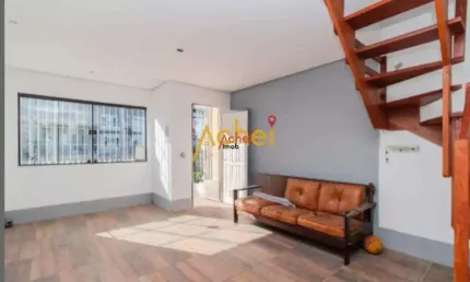 Casa à venda em Porto Alegre, bairro Guarujá - 77m²