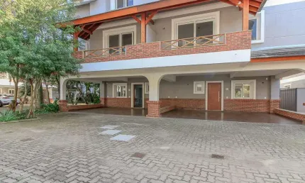 Casa em Condomínio para venda  no Bairro TRISTEZA em Porto Alegre