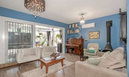 Casa para venda  no Bairro Lomba do Pinheiro em Porto Alegre