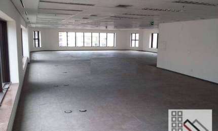 Conjunto Comercial (263m²), 2 Banheiros, 9 Vagas. Próximo da estação Brigadeiro do metrô
