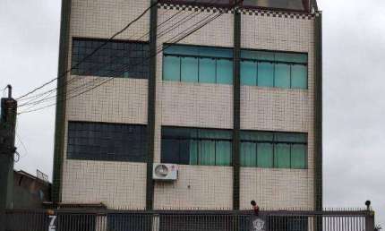 Prédio Comercial (500m²) 6 Banheiros, 8 Vagas. Próximo da estação Alto do Ipiranga