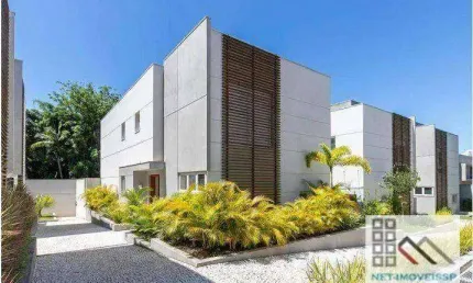 Casa em Condomínio 4 Dormitórios (657,43m²), 4 Suítes, 4 Vagas. Próximo do Shopping Morumbi