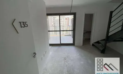 Apto duplex 1 dormitório (62m²), 1 suíte, sacada, 1 vaga. ao lado da estação oscar freire do metrô