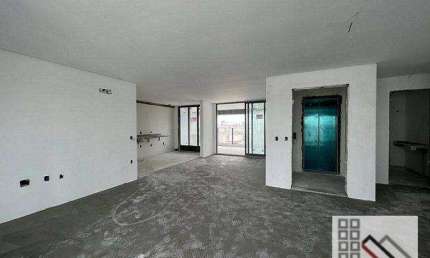 Apartamento 4 dormitórios (232m²), 4 Suítes, 2 Terraços, 3 Vagas. Próximo da estação Campo Belo