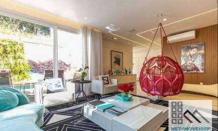 Casa em Condomínio de Alto Padrão 5 Dormitórios (550m²), 5 Suítes, 5 Vagas. Bairro nobre da zona Sul