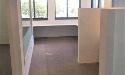 Conjunto Comercial (60m²), 2 Banheiros, 1 Vaga. Próximo do Hospital São Luiz