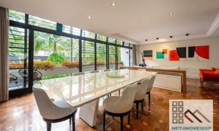 Casa de alto padrão de 5 dormitórios (340m²), 5 suítes, 6 vagas. próximo da fonte de águas petrópolis