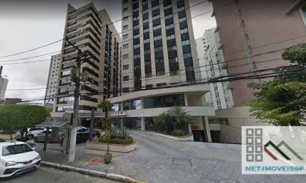 Conjunto Comercial (80m²), 2 Banheiros, 1 Vaga. Localização privilegiada em Moema