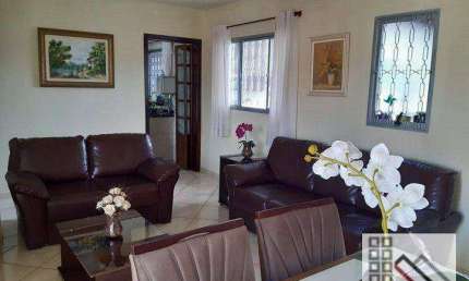 Casa Sobrado 3 Dormitórios (256m²), 2 Suítes, 4 Vagas. Vista panorâmica para a Pedra Grande