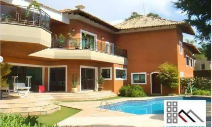 CASA DE ALTÍSSIMO PADRÃO 5 DORMITÓRIOS (850m²), 5 SUÍTES, VARANDAS, 12 VAGAS. VIVER EM TAMBORÉ É PRÓXIMO DA NATUREZA