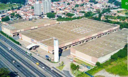 Galpão – centro logístico (2.700m²), 4 banheiros, 4 vagas. ao lado da rodovia anhanguera e próximo ao rodoanel