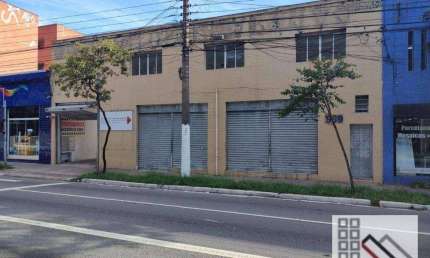 GALPÃO COMERCIAL (1.205m²), 4 BANHEIROS, 6 VAGAS. OPORTUNIDADE NUMA REGIÃO COM ESCASSEZ DE IMÓVEIS PARA LOCAÇÃO