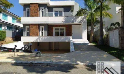 CASA EM CONDOMÍNIO 4 DORMS (550m²), 4 SUÍTES, 4 VAGAS. CASA DE ALTO PADRÃO NO MELHOR DO ALPHAVILLE