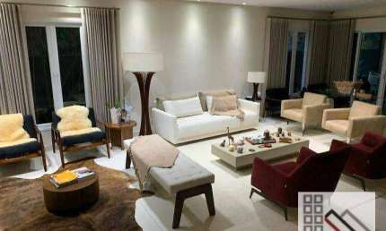 CASA EM CONDOMÍNIO 4 DORMITÓRIOS (570m²), 4 SUÍTES, MOBILIADA, 5 VAGAS. RESIDENCIAL 4, CASA DE CINEMA