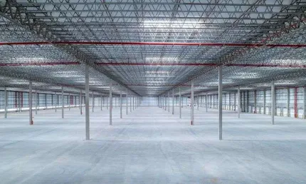 Galpão logístico (8.653.50m²), 12 banheiros, 25 vagas. glp bandeirantes i, moderno, altíssimo padrão e localização estratégica
