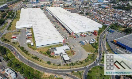 GALPÃO (5.625m²), 10 VAGAS. LOCALIZAÇÃO ESTRATÉGICA E SEGURANÇA PARA ESTOCAGEM E ARMAZENAMENTO