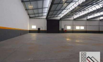 GALPÃO COMERCIAL (2200m²), ESCRITÓRIO, 8 BANHEIROS, 6 VAGA. EXCELENTE GALPÃO NA REGIÃO DO IPIRANGA