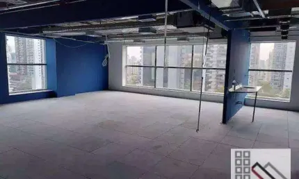 Conjunto comercial (620m²), 3 banheiros, 18 vagas. a 200 metros da estação campo belo
