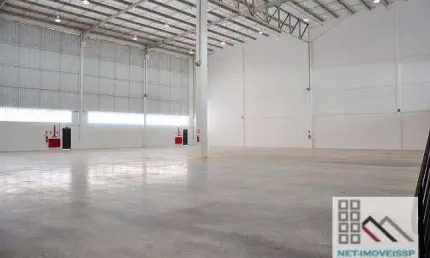 GALPÃO LOGÍSTICO (2.170m²), 4 BANHEIROS, 6 VAGAS. SOLUÇÃO ESTRATÉGICA PARA SUA EMPRESA