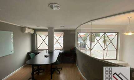 Casa comercial com 8 salas à venda na Avenida Miruna, 897, Moema, São Paulo