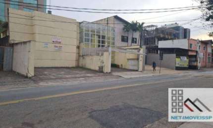 CASA COMERCIAL (269m²), 6 SALAS, 4 BANHEIROS, 4 VAGAS. PRÓXIMO DA REGIÃO ITAIM BIBI