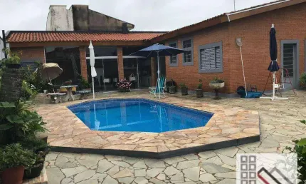 Casa com 3 quartos à venda na Rua D Candido Rodrigues, 783, Centro, Descalvado