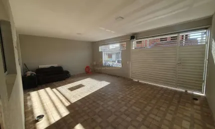 Casa para Venda em Indaiatuba, Parque Residencial Sabiás, 2 dormitórios, 1 suíte, 2 banheiros, 2 vagas
