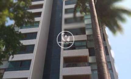 Apto à venda em Boa Viagem, com 4 Qtos sendo 2 Suítes, com 190m²