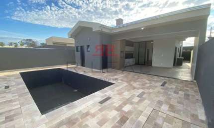 Casa com 3 quartos à venda no Centro, Piratininga 