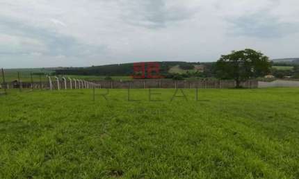 Terreno em condomínio fechado à venda no Recanto dos Nobres, Agudos 