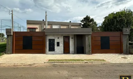 Sobrado para Venda em Guarapuava, Morro Alto, 3 dormitórios, 1 suíte, 1 banheiro, 2 vagas