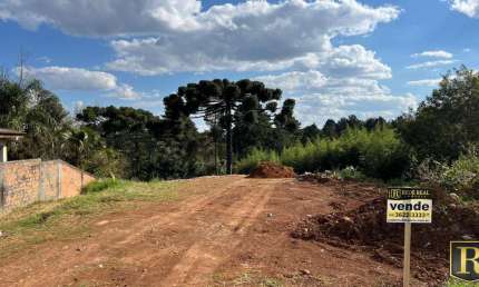 Terreno à venda na Avenida Antônio Farah, 516, Santana, Guarapuava