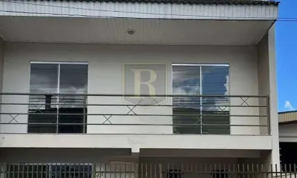 Sobrado para Venda em Guarapuava, Centro, 3 dormitórios, 1 suíte, 2 vagas