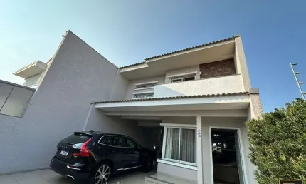 Sobrado para Venda em Guarapuava, Santana, 3 dormitórios, 1 suíte, 2 vagas