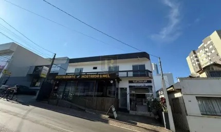 Imóvel Comercial para Locação em Guarapuava, Centro, 2 banheiros