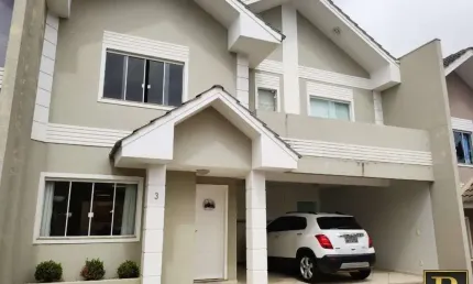 Sobrado para Venda em Guarapuava, Trianon, 3 dormitórios, 1 suíte, 2 vagas