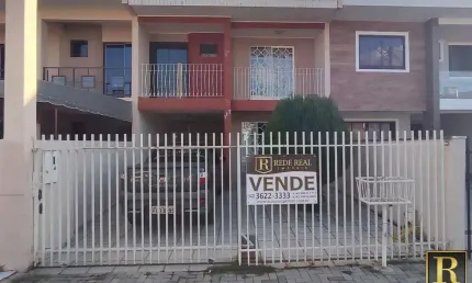 Sobrado para Venda em Guarapuava, Dos Estados, 3 dormitórios, 1 suíte, 1 vaga