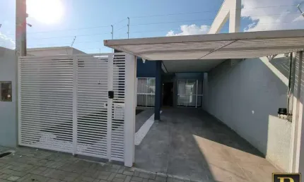 Casa para Venda em Guarapuava, Boqueirão, 3 dormitórios, 1 suíte, 2 banheiros, 2 vagas