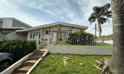 Casa para Venda em Guarapuava, Dos Estados, 3 dormitórios, 1 suíte, 2 banheiros, 4 vagas
