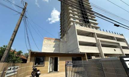 Imóvel Comercial para Venda em Guarapuava, Batel, 3 dormitórios, 1 suíte, 2 vagas
