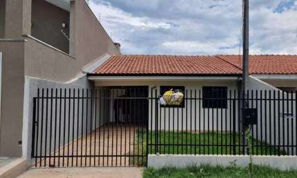 Casa para Venda em Guarapuava, Santana, 3 dormitórios, 1 suíte, 1 banheiro, 1 vaga