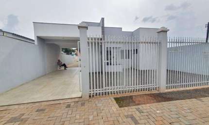 Casa para Venda em Guarapuava, Primavera, 4 dormitórios, 2 suítes, 4 banheiros, 7 vagas