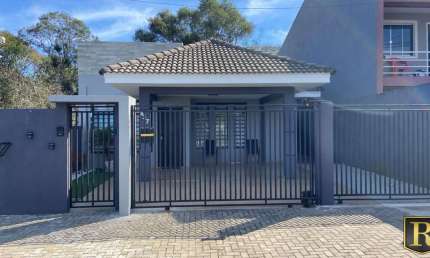 Casa para Venda em Guarapuava, Boqueirão, 3 dormitórios, 1 suíte, 2 vagas