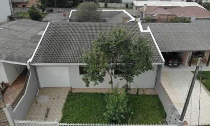 Casa para Venda em Guarapuava, Santa Cruz, 3 dormitórios, 1 suíte, 2 vagas