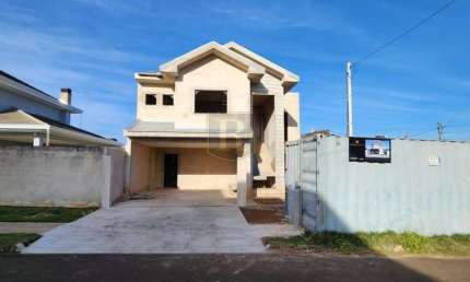 Sobrado para Venda em Guarapuava, Alto Cascavel, 3 dormitórios, 1 suíte, 1 banheiro, 2 vagas