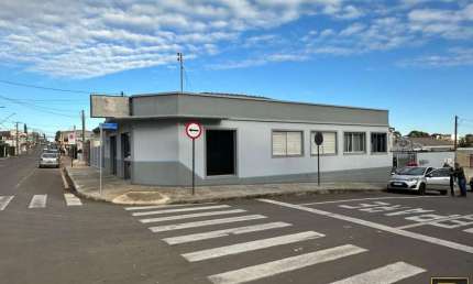 Imóvel Comercial para Venda em Guarapuava, Centro, 3 dormitórios, 1 banheiro