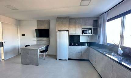 Apartamento para Locação em Guarapuava, Centro, 1 dormitório, 1 suíte, 1 banheiro